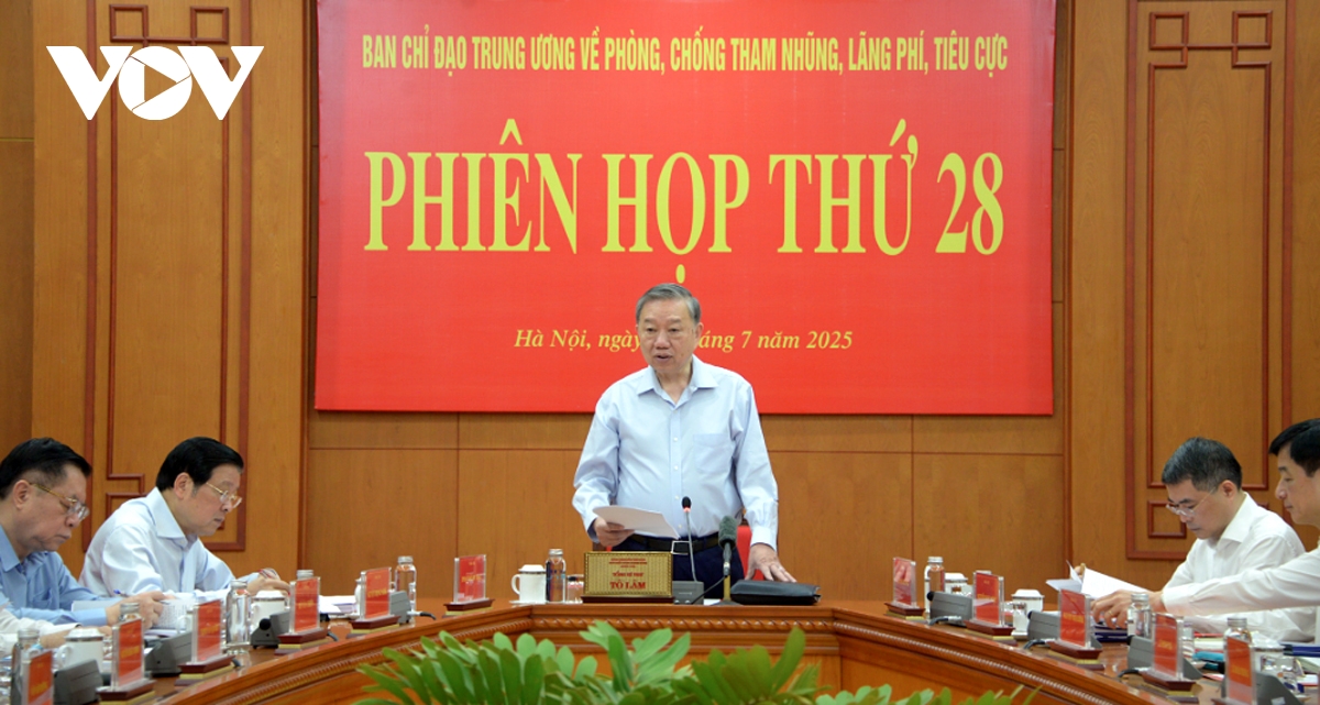Top leader calls for expedited trial of serious corruption cases of public concern